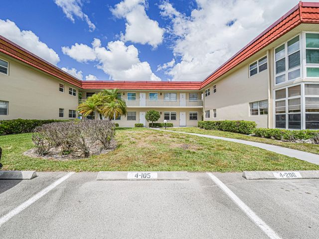 4 Vista Palm Lane 105, Vero Beach, FL 32962