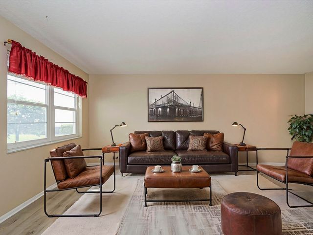 4 Vista Palm Lane 105, Vero Beach, FL 32962