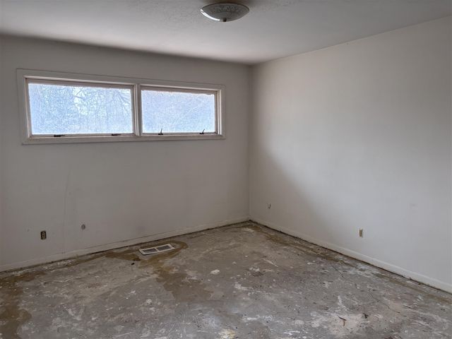 3446 Charing Cross Road, Ann Arbor, MI 48108