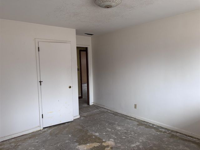 3446 Charing Cross Road, Ann Arbor, MI 48108