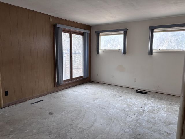 3446 Charing Cross Road, Ann Arbor, MI 48108