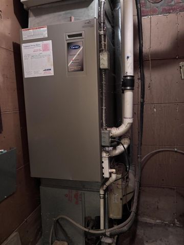 3446 Charing Cross Road, Ann Arbor, MI 48108