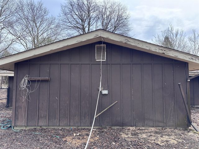 3446 Charing Cross Road, Ann Arbor, MI 48108