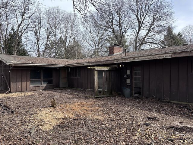 3446 Charing Cross Road, Ann Arbor, MI 48108