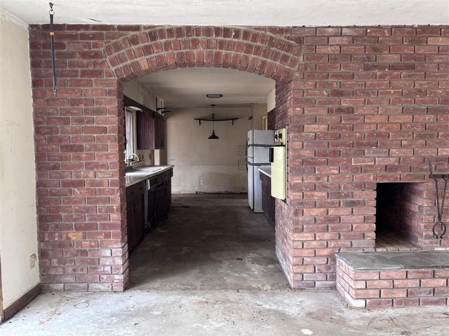 3446 Charing Cross Road, Ann Arbor, MI 48108