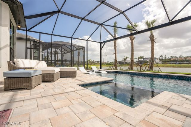 9568 Caymas TER, Naples, FL 34114