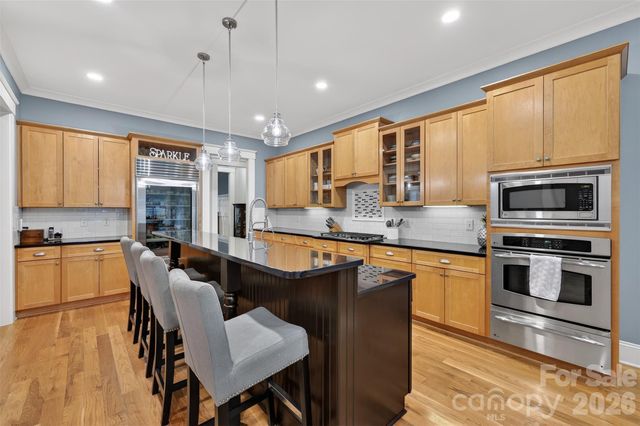 137 Brockton Lane, Mooresville, NC 28117