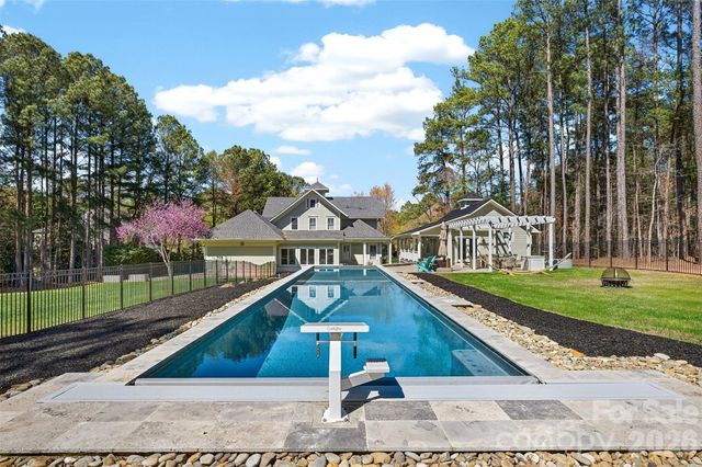 137 Brockton Lane, Mooresville, NC 28117