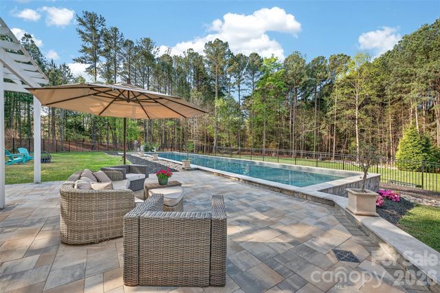 137 Brockton Lane, Mooresville, NC 28117