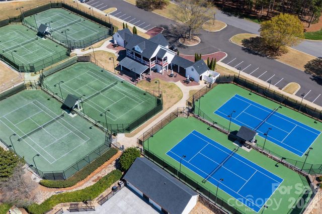 137 Brockton Lane, Mooresville, NC 28117