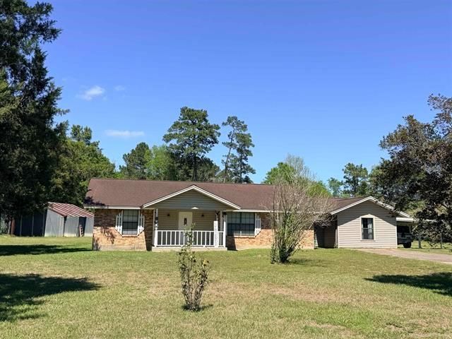 8957 Tejas Ln, Silsbee, TX 77656