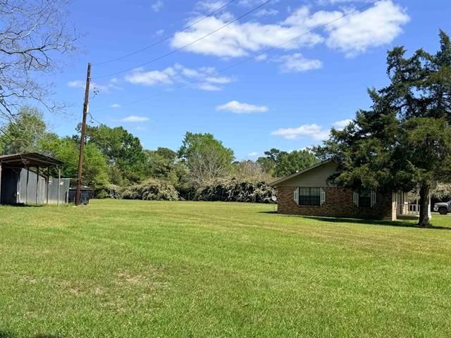 8957 Tejas Ln, Silsbee, TX 77656