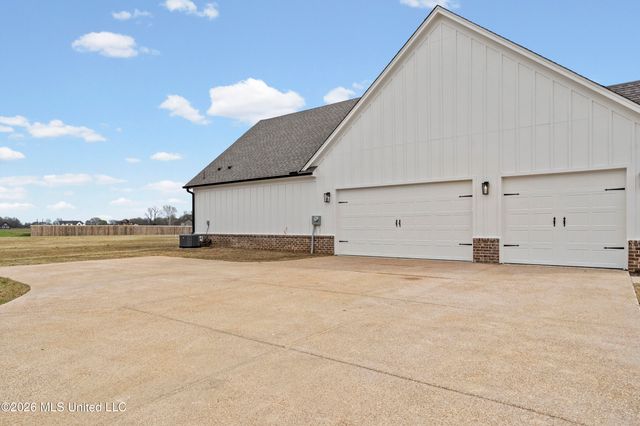 5112 Grays Valley Drive, Hernando, MS 38632