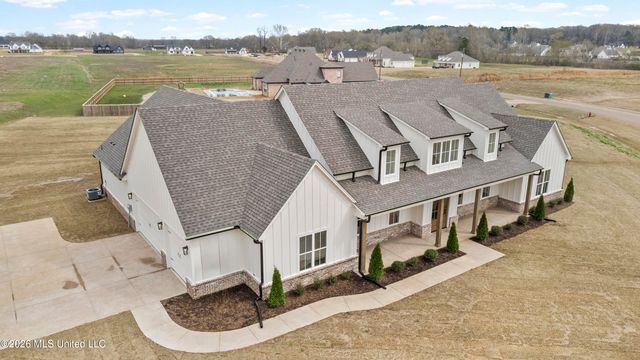 5112 Grays Valley Drive, Hernando, MS 38632