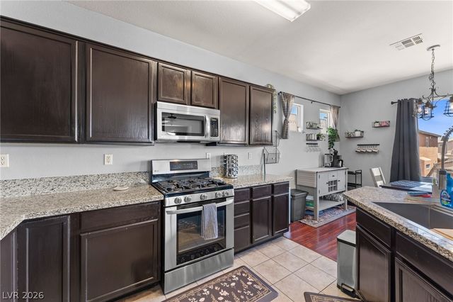7068 Mandy Scarlet Court, Las Vegas, NV 89148