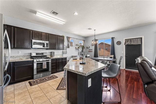 7068 Mandy Scarlet Court, Las Vegas, NV 89148