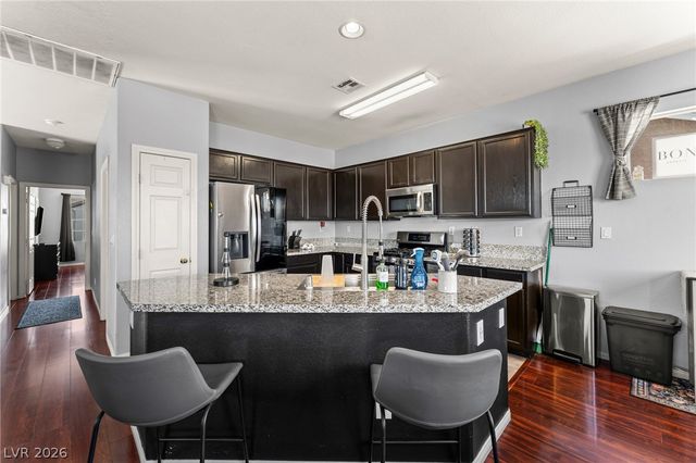7068 Mandy Scarlet Court, Las Vegas, NV 89148