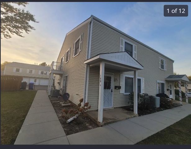 189 Robert Court C, Bartlett, IL 60103