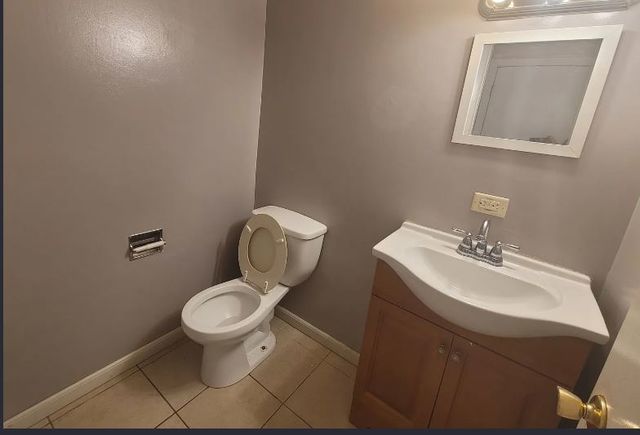 189 Robert Court C, Bartlett, IL 60103