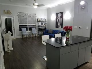 1441 East Street 303, Houston, TX 77007