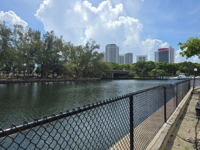 300 Diplomat Pkwy 207, Hallandale Beach, FL 33009