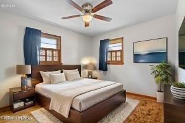 2006 Foxhurst Dr, Louisville, KY 40216