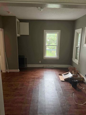 28 S Warren Avenue, Columbus, OH 43204