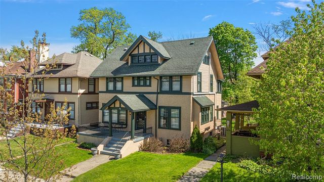 867 Edison Street, Detroit, MI 48202