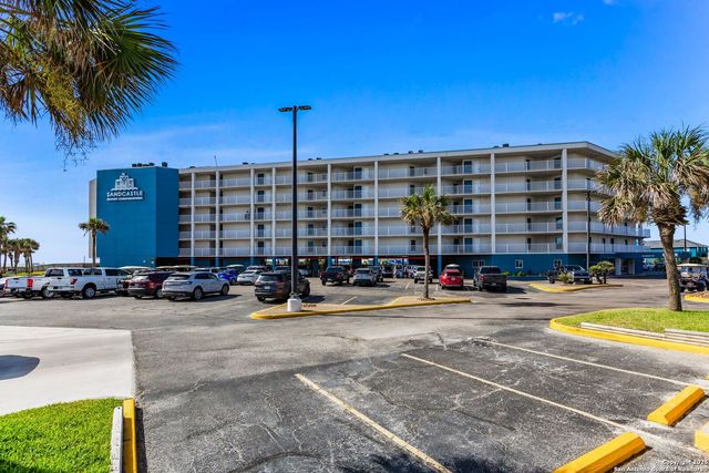 800 Sandcastle Dr # 130, Port Aransas, TX 78373