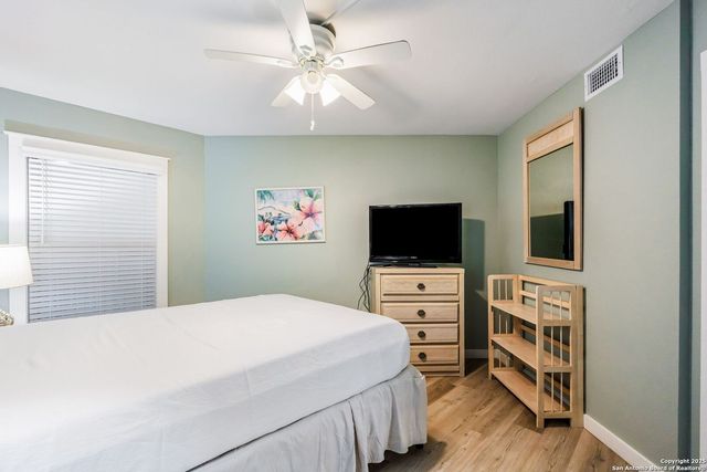 800 Sandcastle Dr # 130, Port Aransas, TX 78373