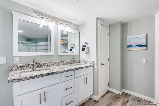 800 Sandcastle Dr # 130, Port Aransas, TX 78373