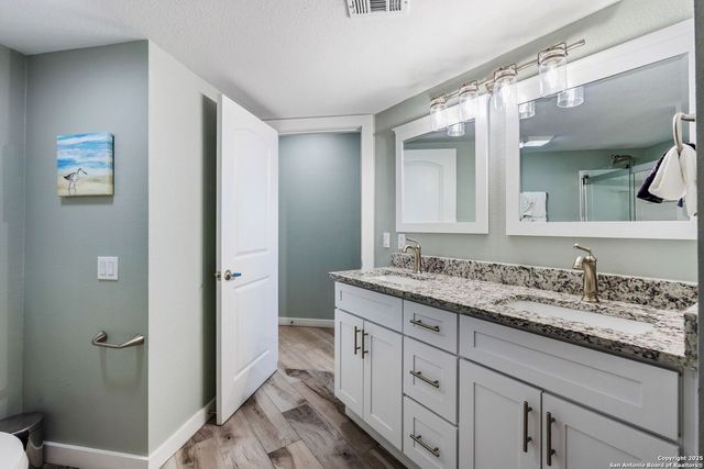 800 Sandcastle Dr # 130, Port Aransas, TX 78373