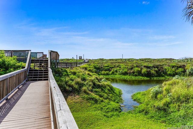 800 Sandcastle Dr # 130, Port Aransas, TX 78373