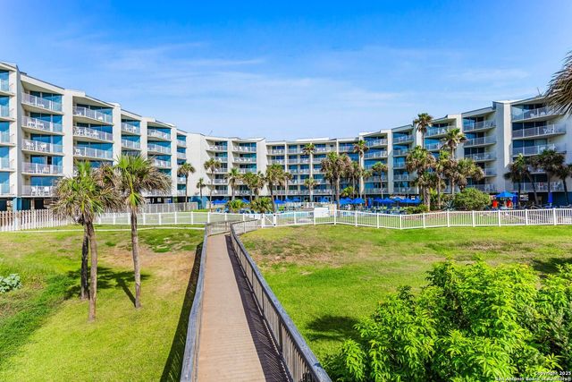 800 Sandcastle Dr # 130, Port Aransas, TX 78373
