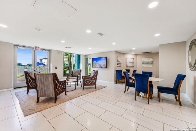 800 Sandcastle Dr # 130, Port Aransas, TX 78373