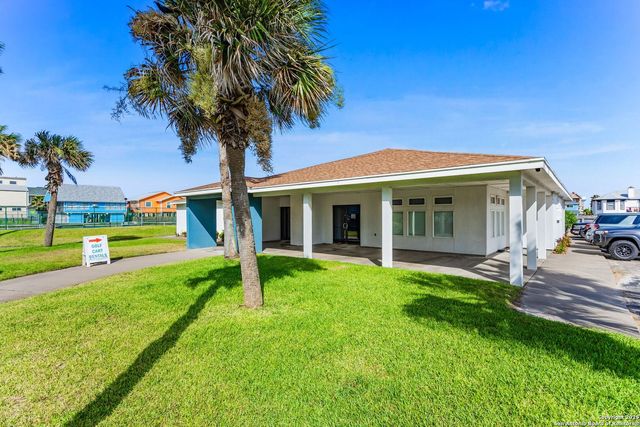 800 Sandcastle Dr # 130, Port Aransas, TX 78373