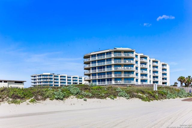 800 Sandcastle Dr # 130, Port Aransas, TX 78373