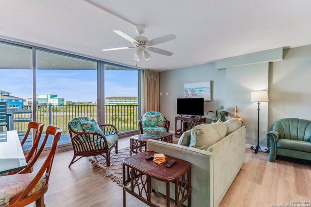 800 Sandcastle Dr # 130, Port Aransas, TX 78373