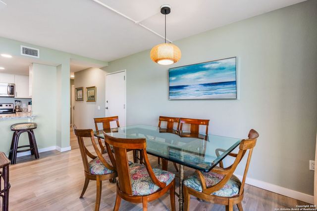 800 Sandcastle Dr # 130, Port Aransas, TX 78373