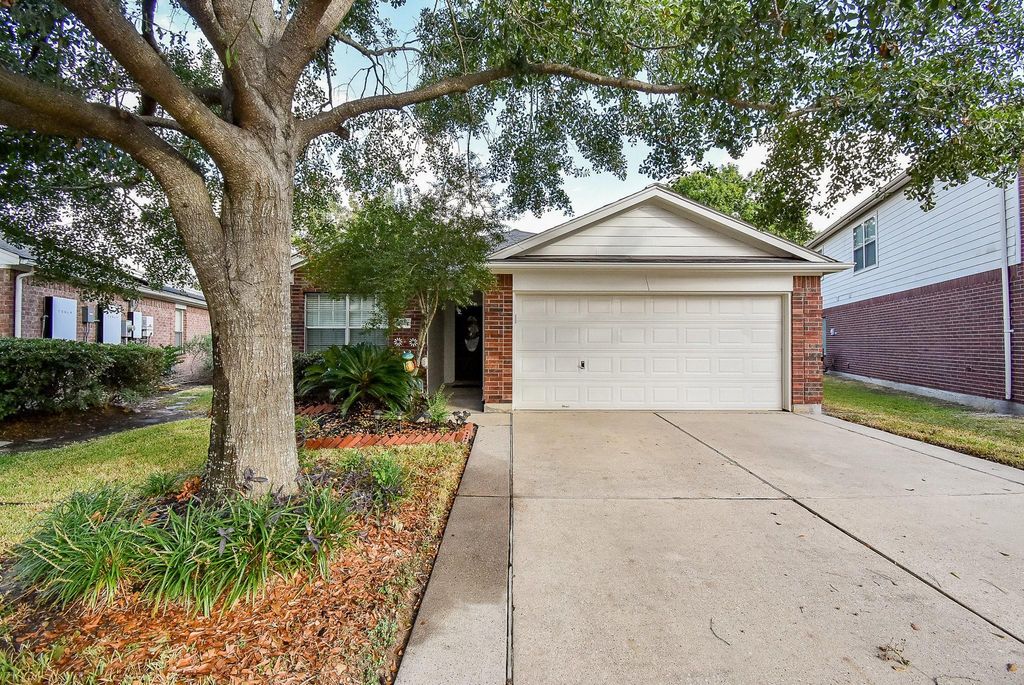 11942 Sonora Springs Drive, Tomball, TX 77375