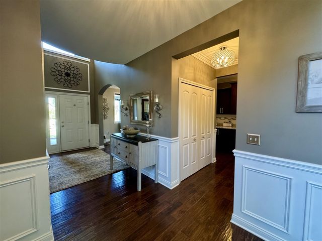 21568 Fort Worth Drive, Macomb, MI 48044
