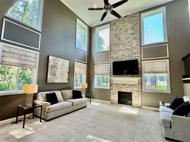 21568 Fort Worth Drive, Macomb, MI 48044