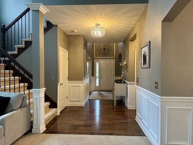 21568 Fort Worth Drive, Macomb, MI 48044