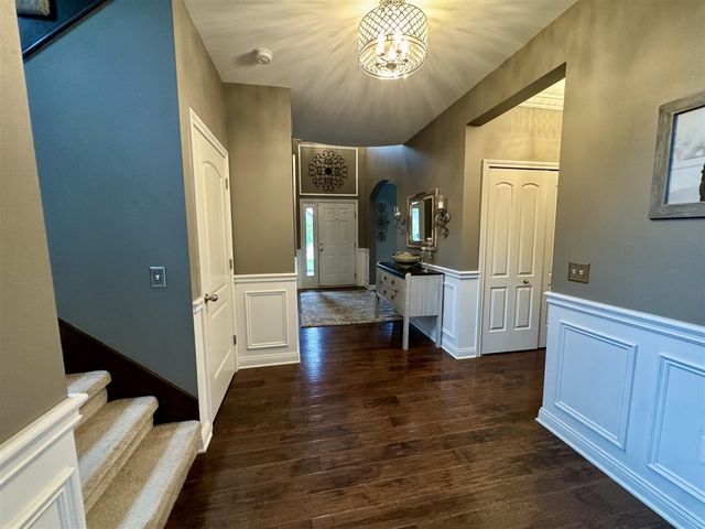 21568 Fort Worth Drive, Macomb, MI 48044