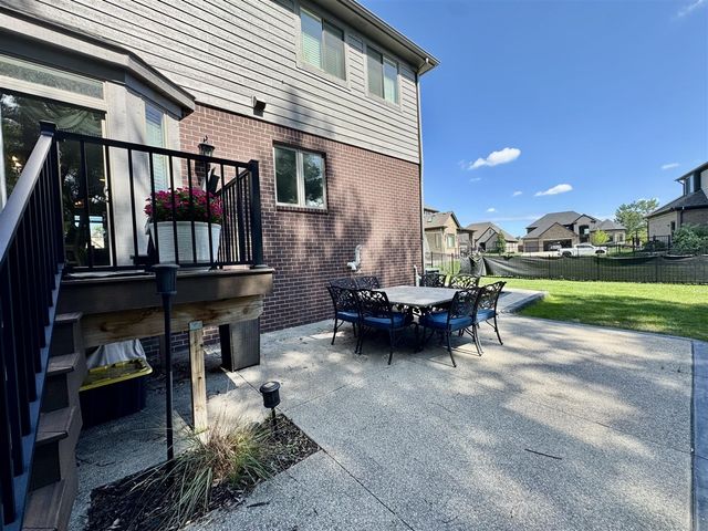 21568 Fort Worth Drive, Macomb, MI 48044
