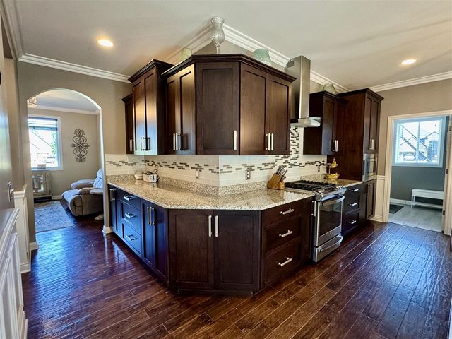 21568 Fort Worth Drive, Macomb, MI 48044