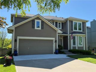 704 S Adams Street, Raymore, MO 64083