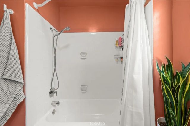 528 Cedar 3A, Long Beach, CA 90802