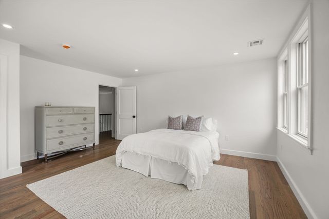 106 Horrigan Drive 21, Dedham, MA 02026