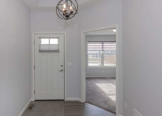 1430 Olde Brandy Lane, Davenport, IA 52807